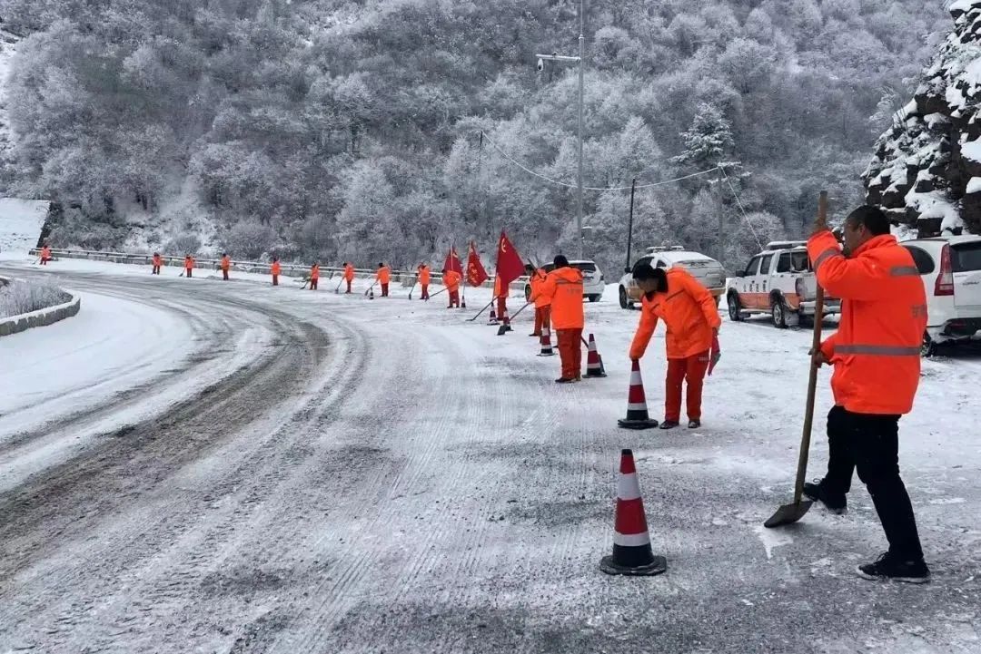 高速服务区大变样!停车更便、服务更暖
