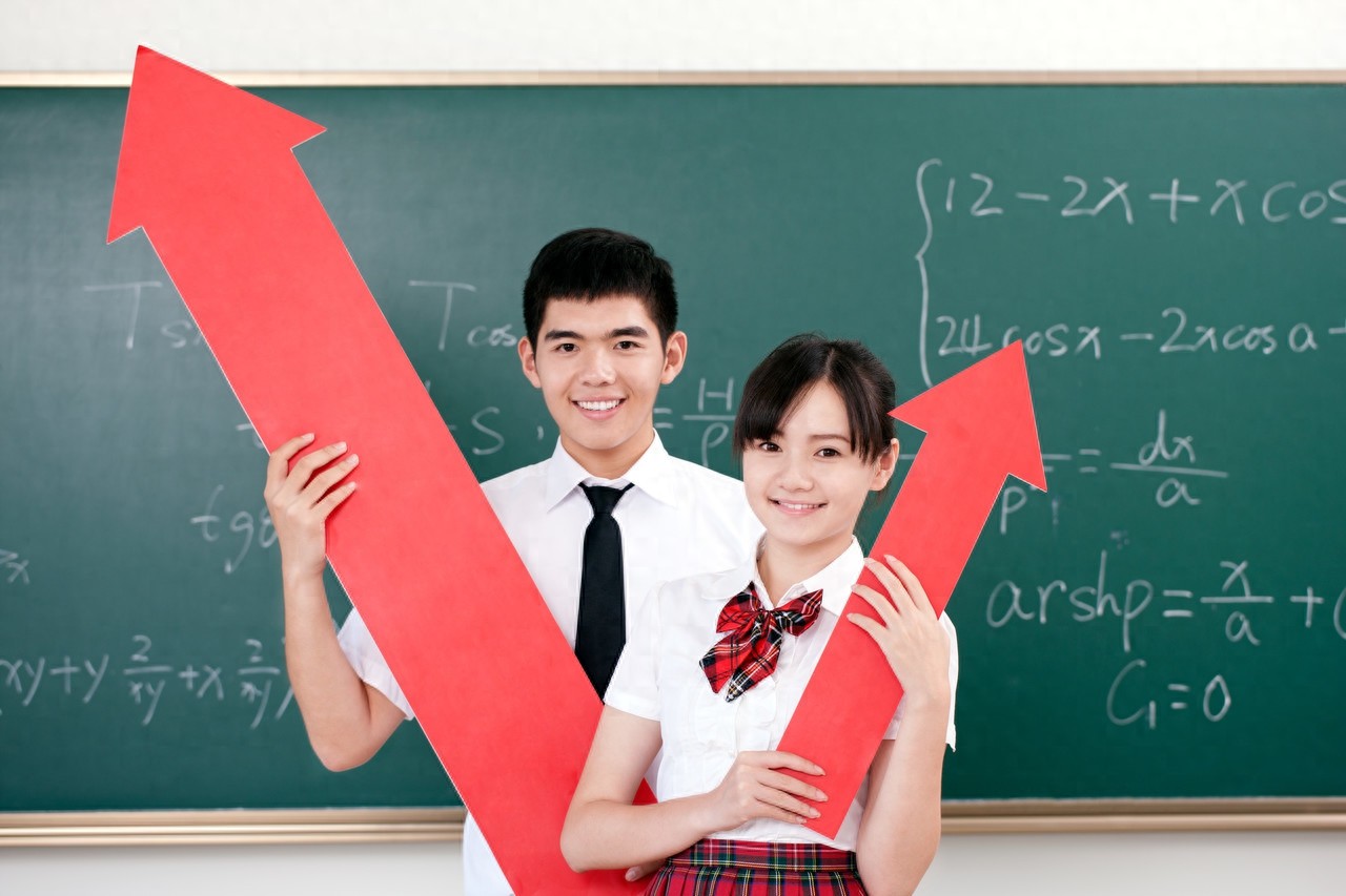 高考前心态崩了？心理辅导教你调适焦虑