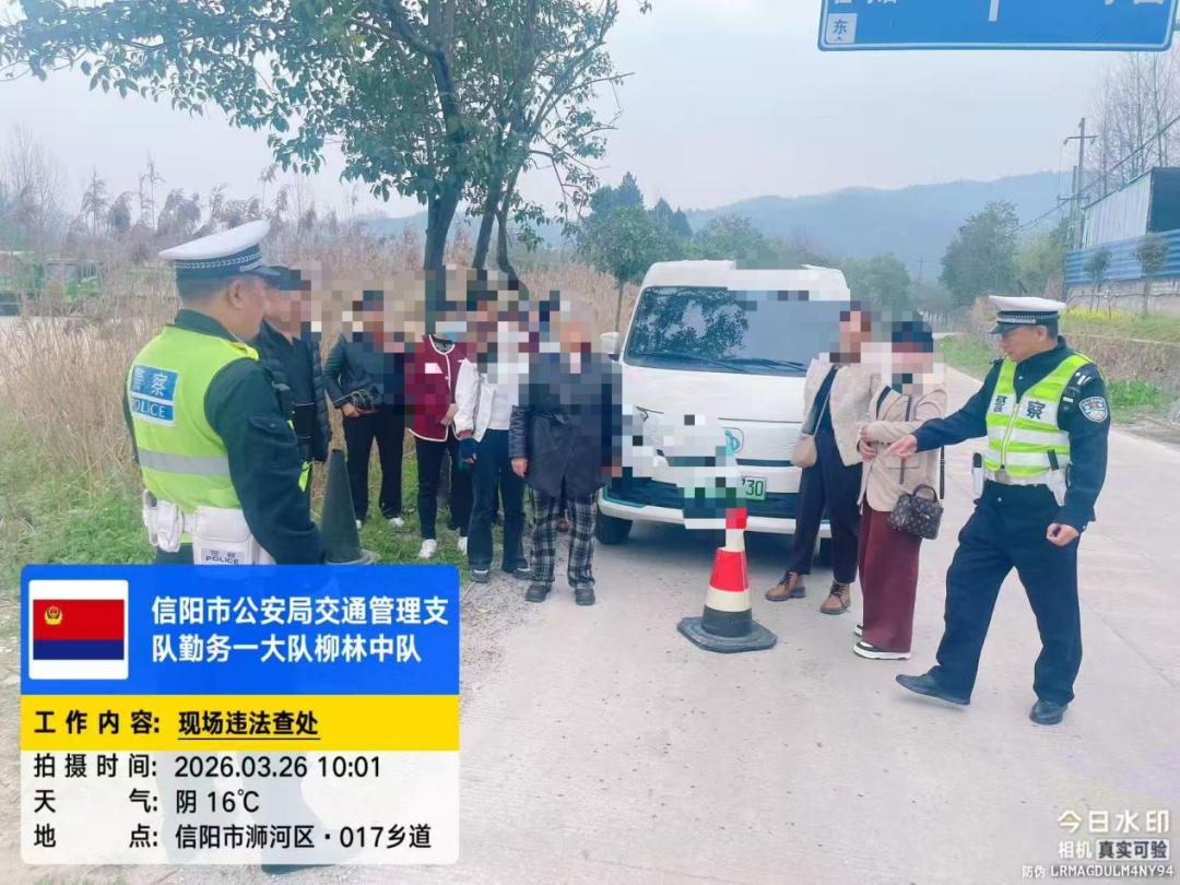 郑州漯河近期重型货车及摩托车闯红灯违章案例曝光