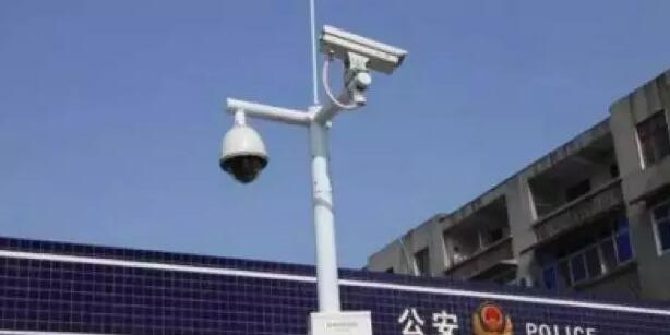 新手司机必看!揭秘摄像头闪光含义及各类马路摄像头功能