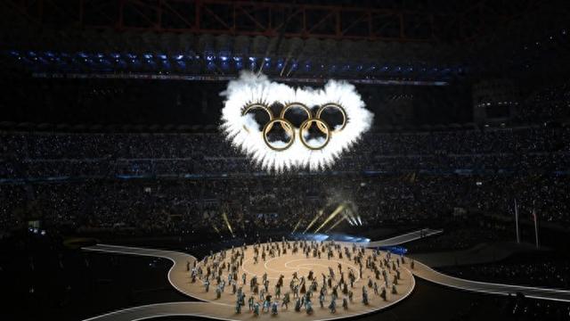 米兰科尔蒂纳冬奥会开幕式：突破常规，双城共舞展创意