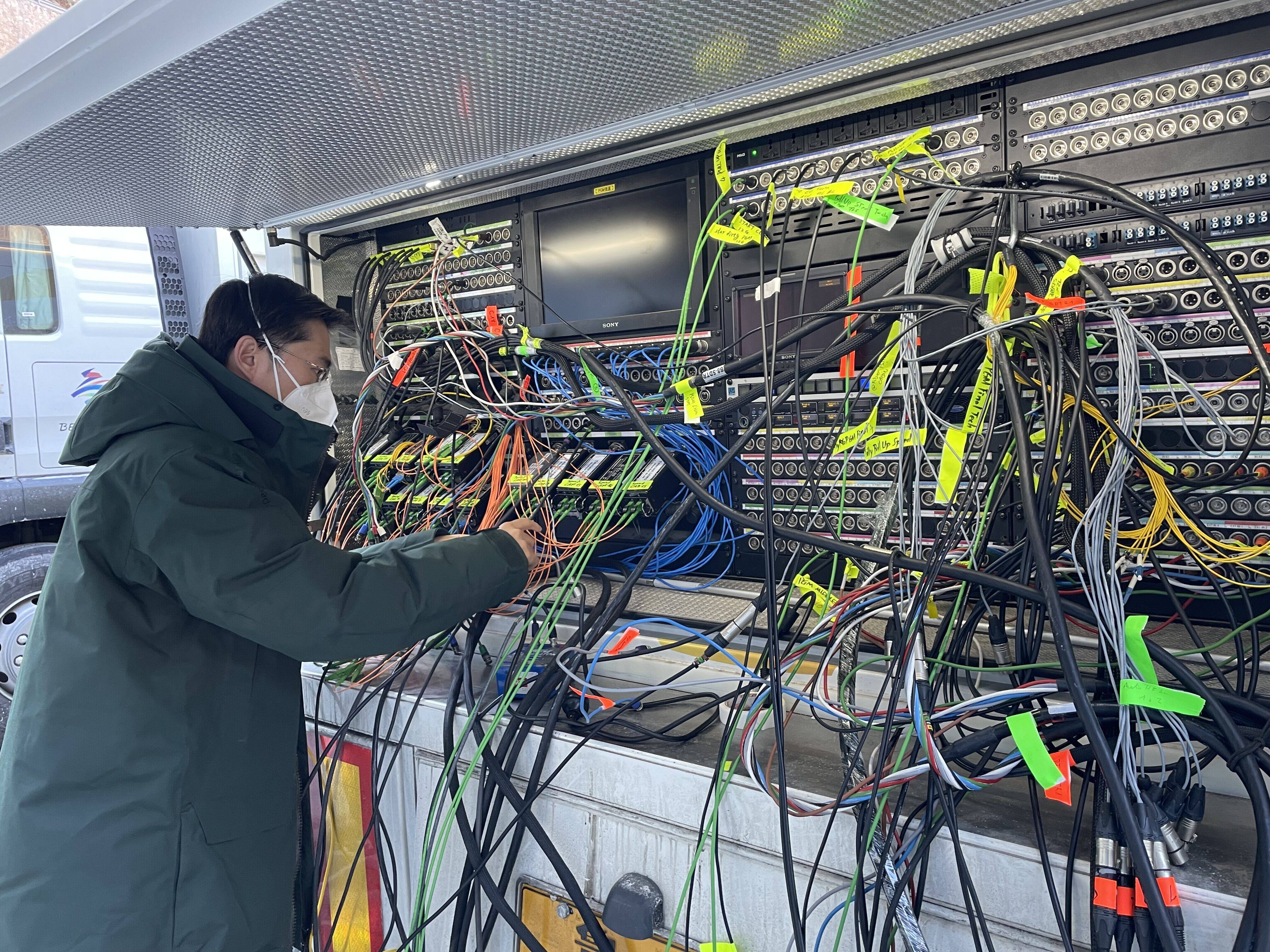 春节假期坚守一线!山东广电为冬奥会高山滑雪转播保电