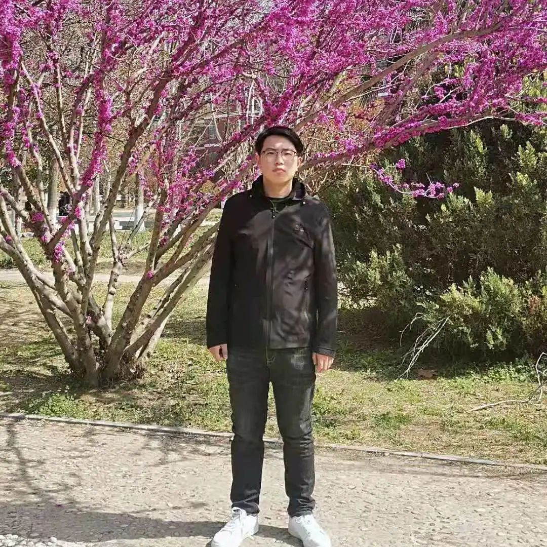 2021 级新生入学,面对众多社团咋选?高校团委书记给建议