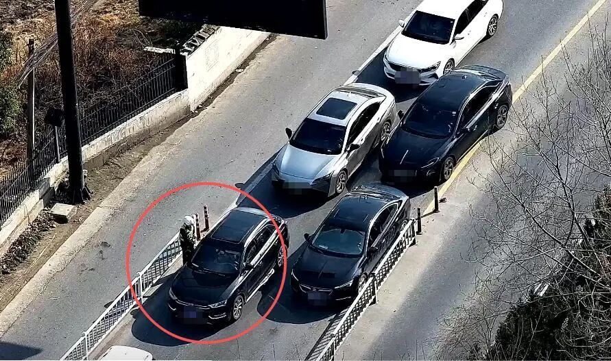 浙江杭州萧山:无证驾驶被查,这些违章后果你知道吗?